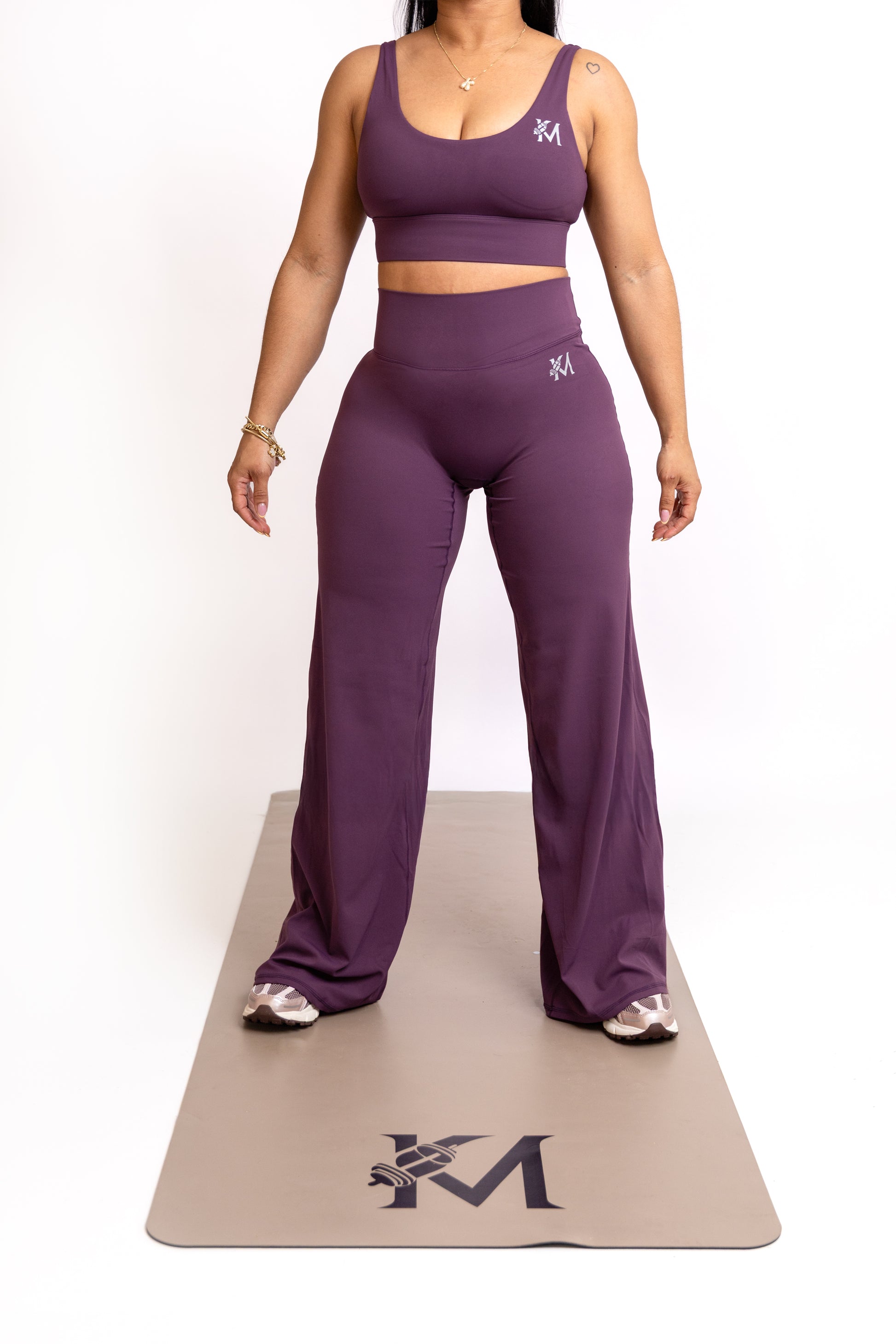 KM’ Wideleg Set