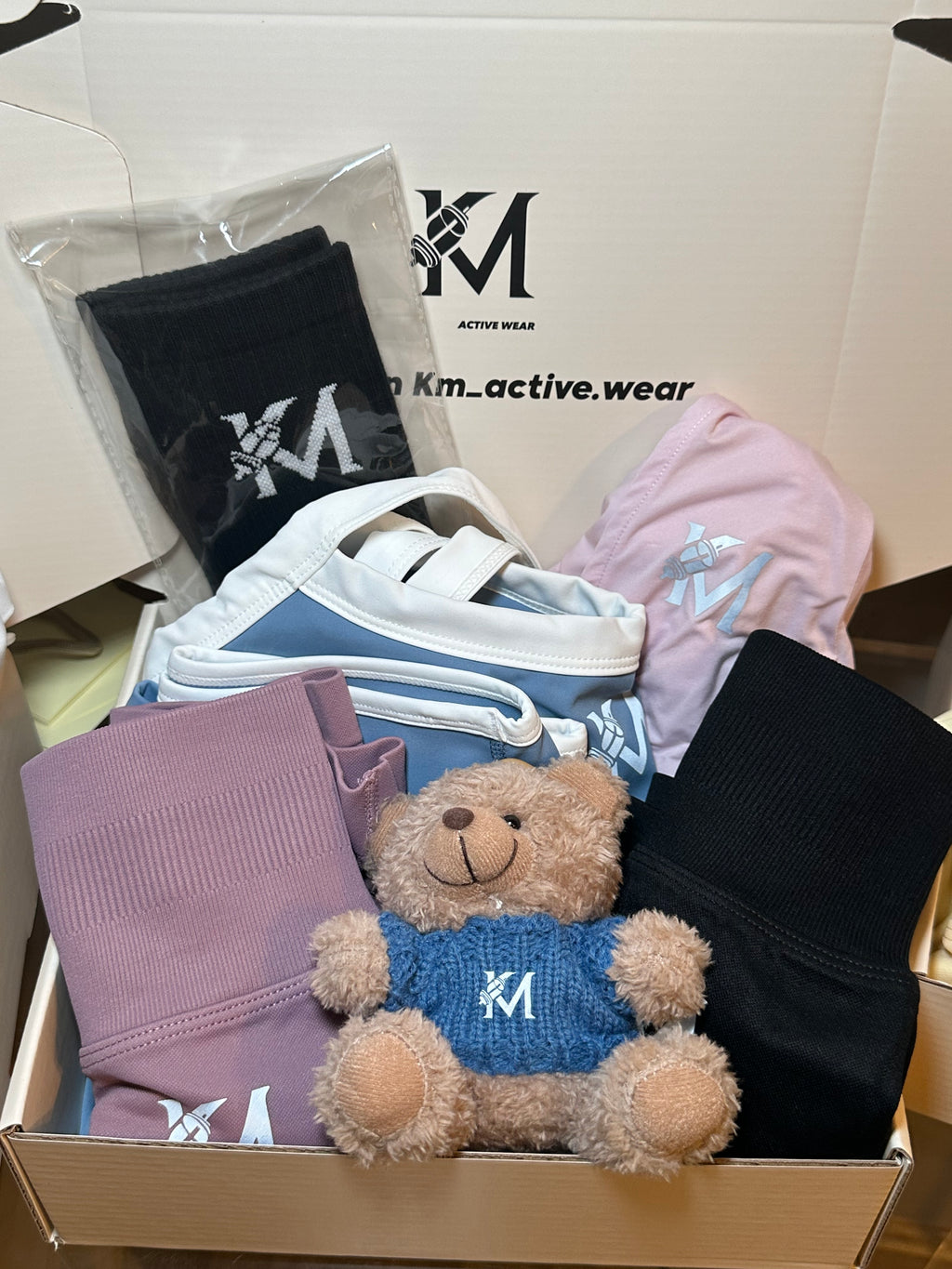 KM SUMMER BOX