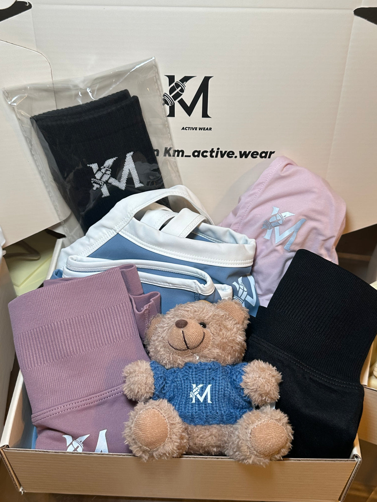 KM SUMMER BOX
