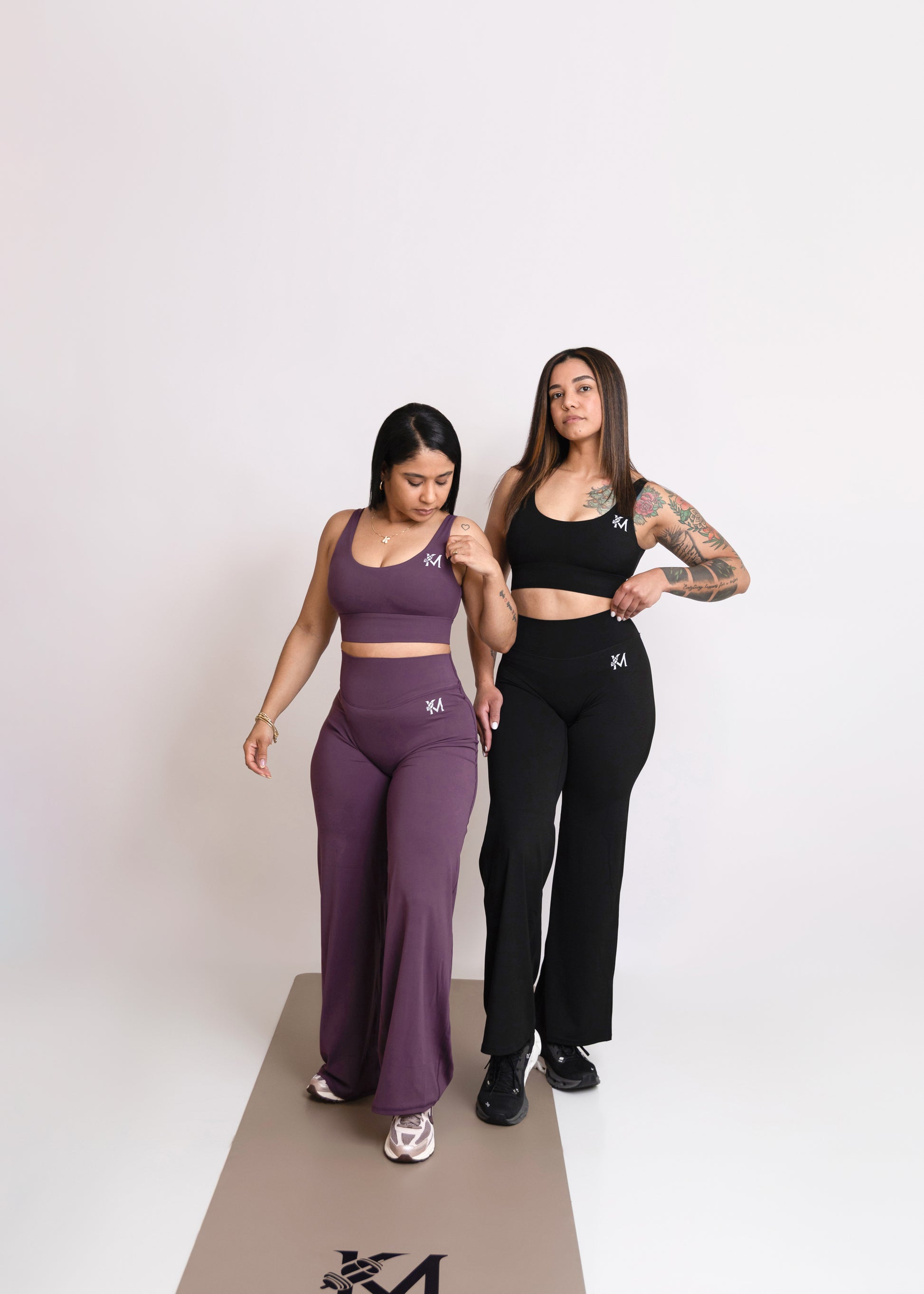 KM’ Wideleg Set